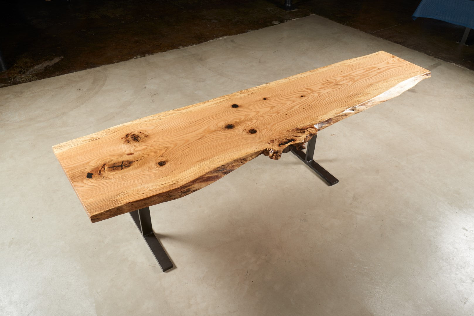 Red Oak Table #18